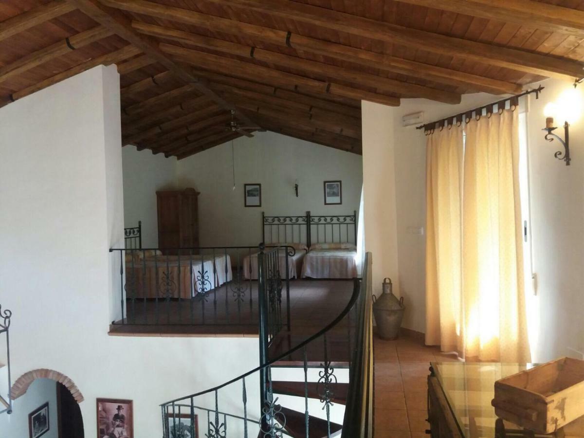 Cortijo El Cercadillo Casa de hóspedes Bedmar y Garciez Exterior foto